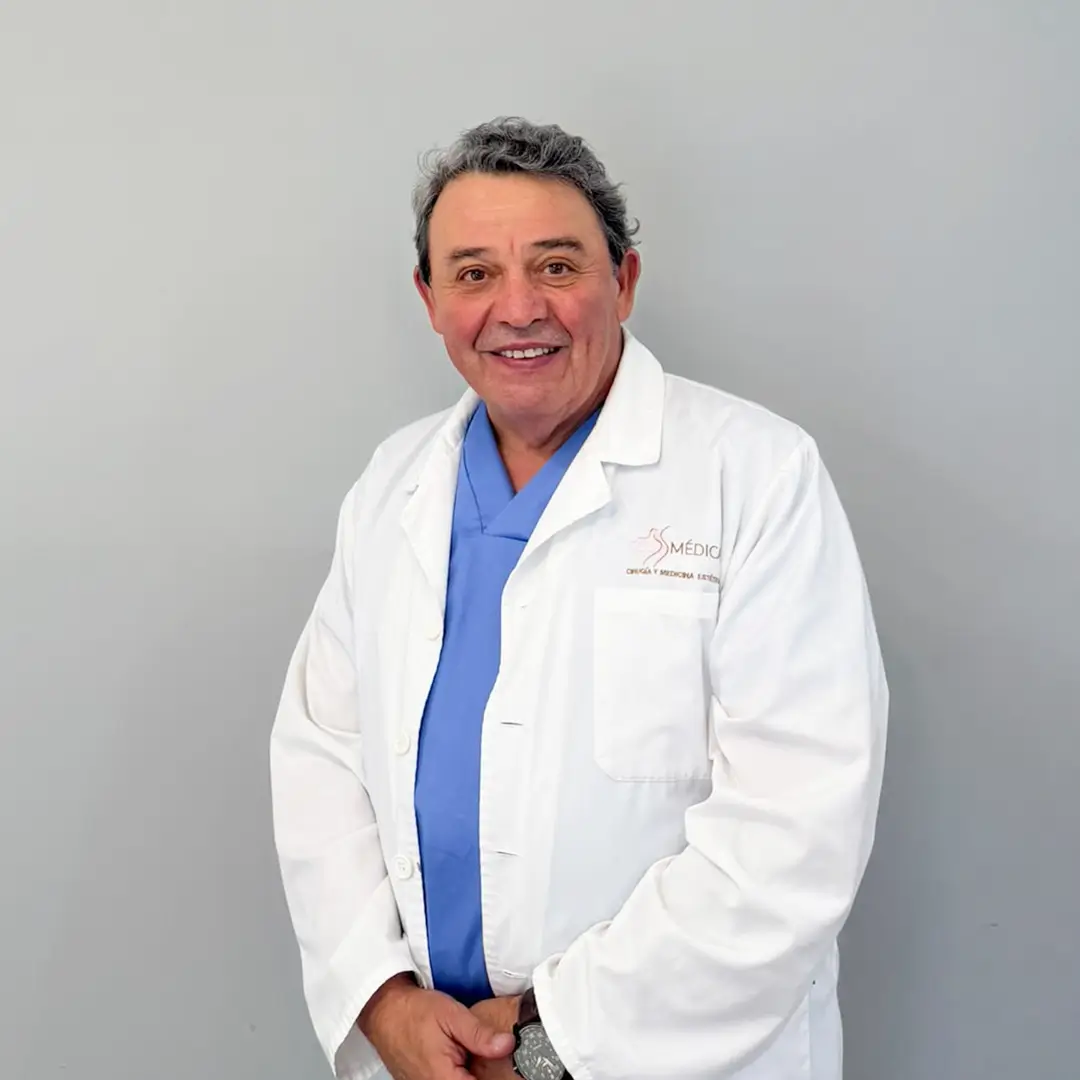 Equipo de cirugía estética de Cosmédica Tenerife