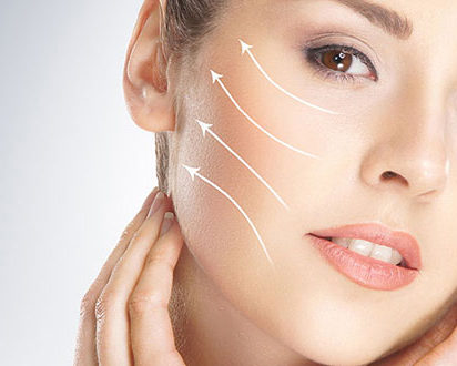 Luce una piel más joven y sin arrugas con el Lifting facial